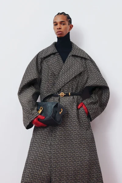Look 17